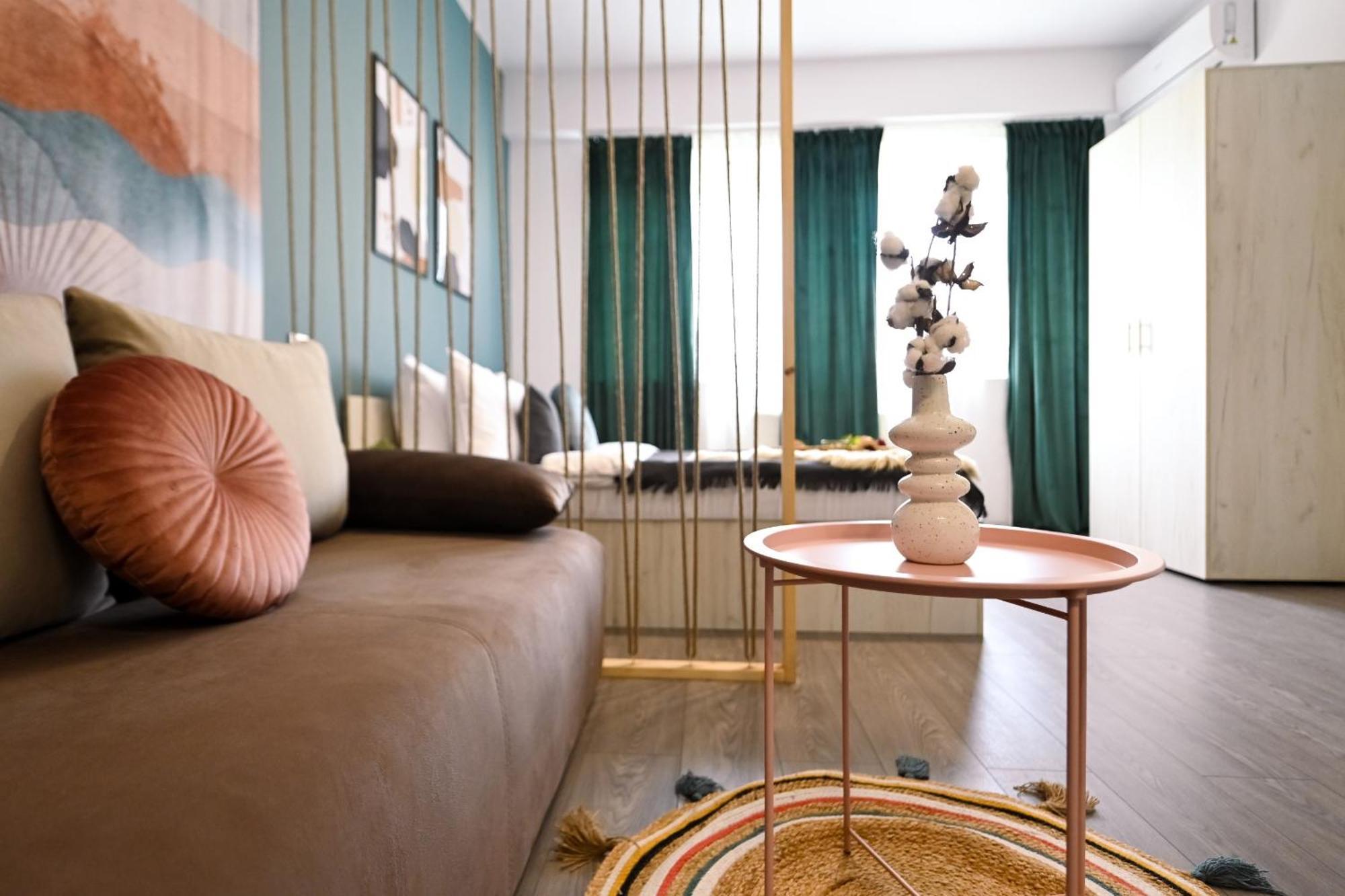 Old Town Charm - Modern & Comfortable Accommodation In The Heart Of The City بوخارست المظهر الخارجي الصورة