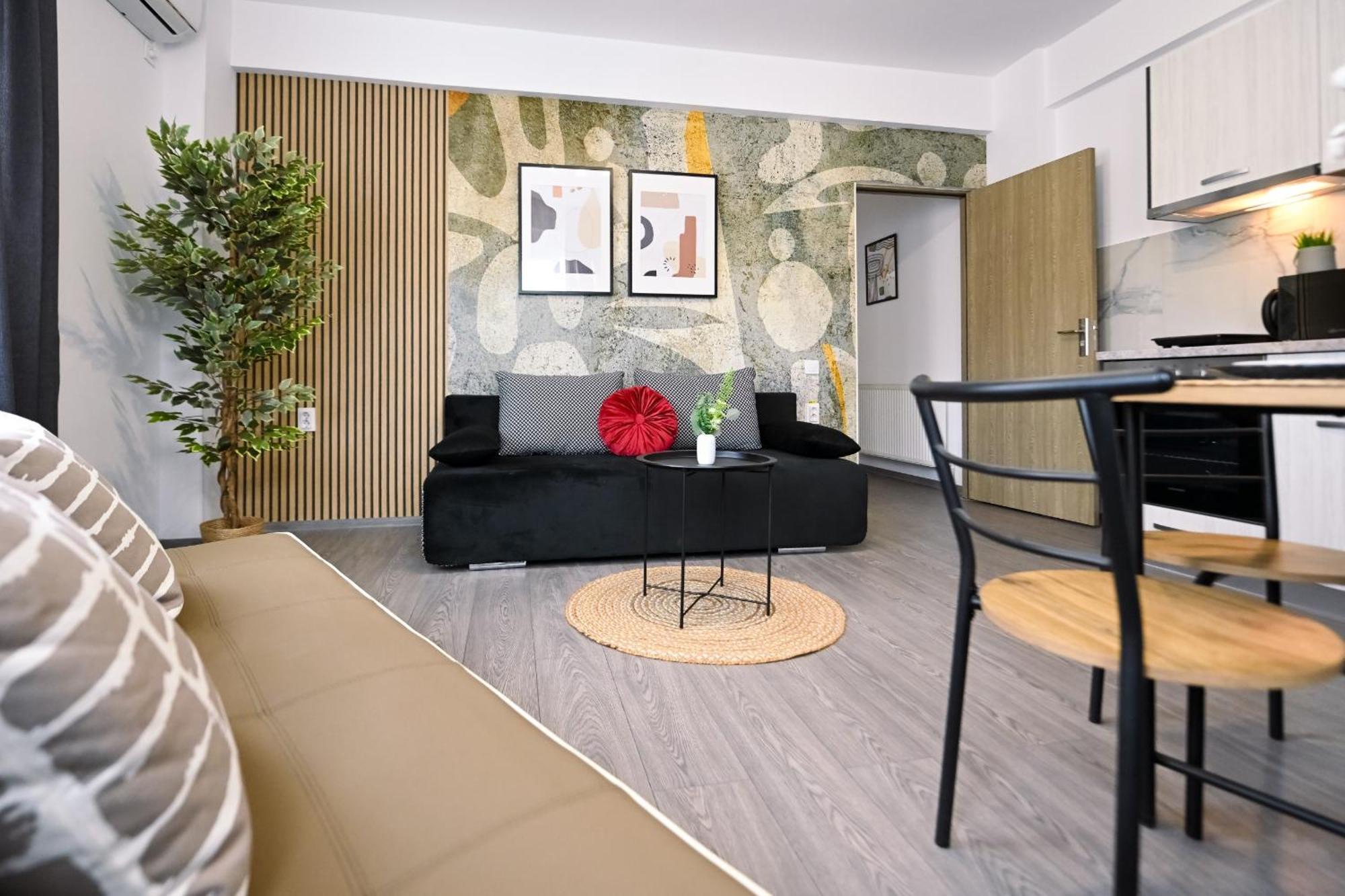 Old Town Charm - Modern & Comfortable Accommodation In The Heart Of The City بوخارست المظهر الخارجي الصورة